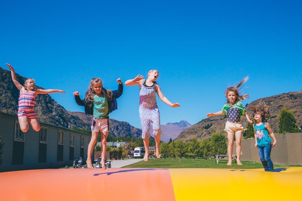 Queenstown Top 10 Holiday Park Kültér fotó