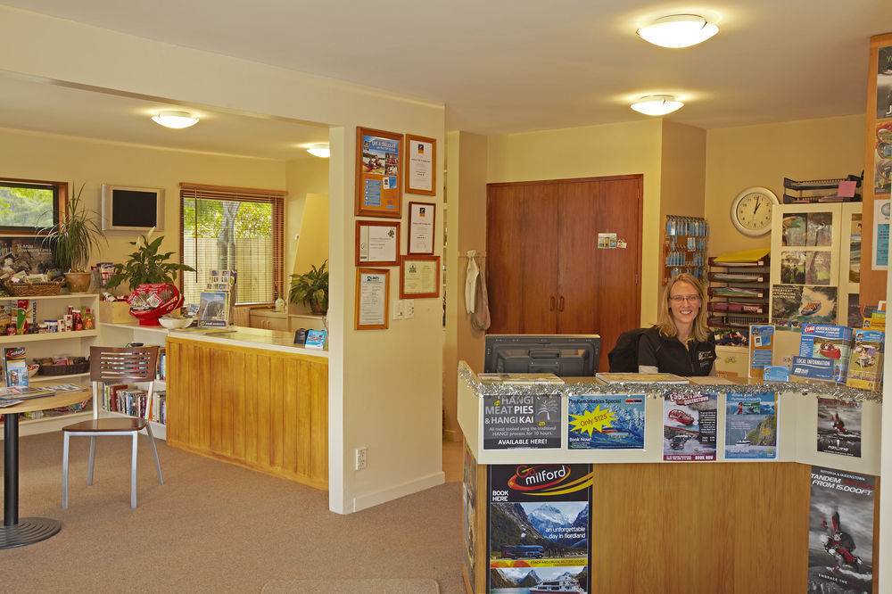 Queenstown Top 10 Holiday Park Kültér fotó